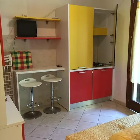 Carinissimo Monolocale Con Piscina Appartamento